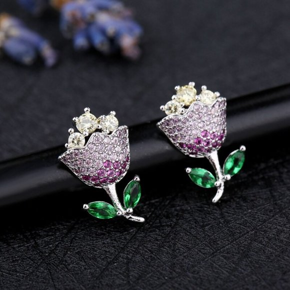 Stunning Tulip Diamond CZ Silver Stud Earrings - Picture 4 of 5